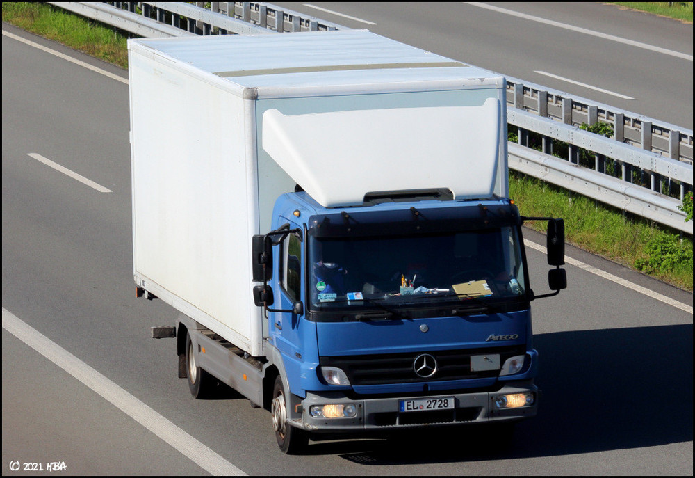 Mercedes_Atego_Landkreis_Emsland.thumb.jpg.d568cedf42fc23b7d11331a3450e5d4c.jpg