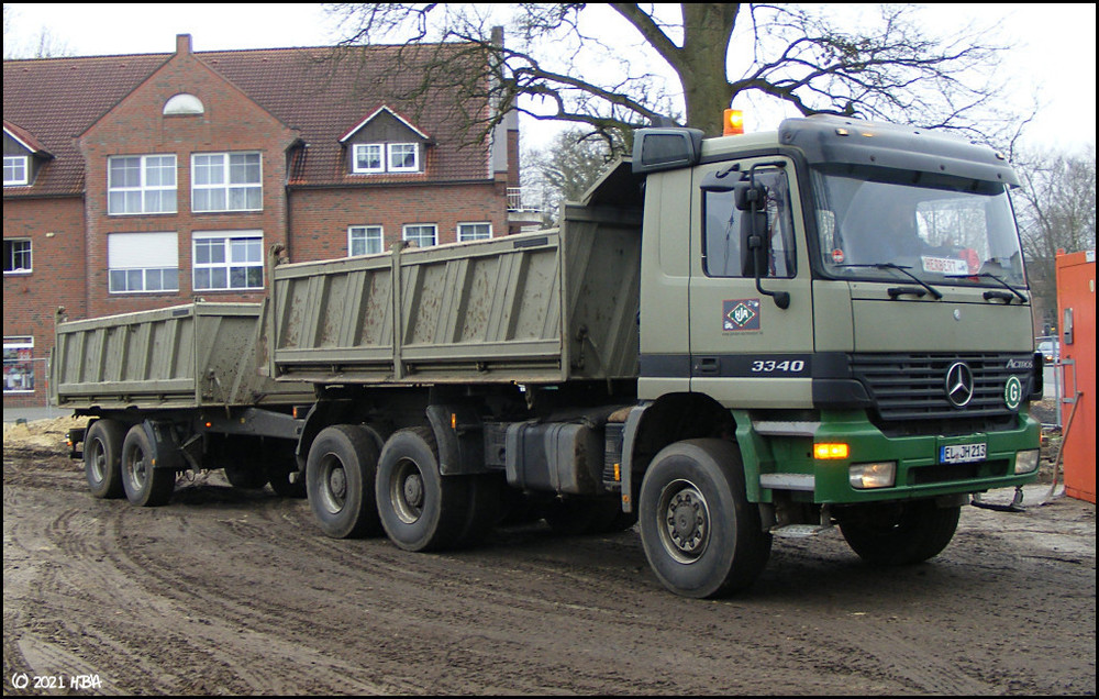 2011-Mercedes_Actros1_3340_JHA_2.thumb.jpg.3fbf1d4fc492125b54a7581f5798347f.jpg