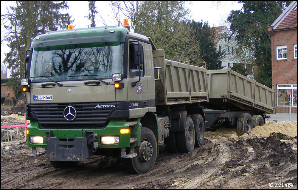 2011-Mercedes_Actros1_3340_JHA_3.thumb.jpg.c7dadadd3e29e26ceefd77fff4ae18eb.jpg