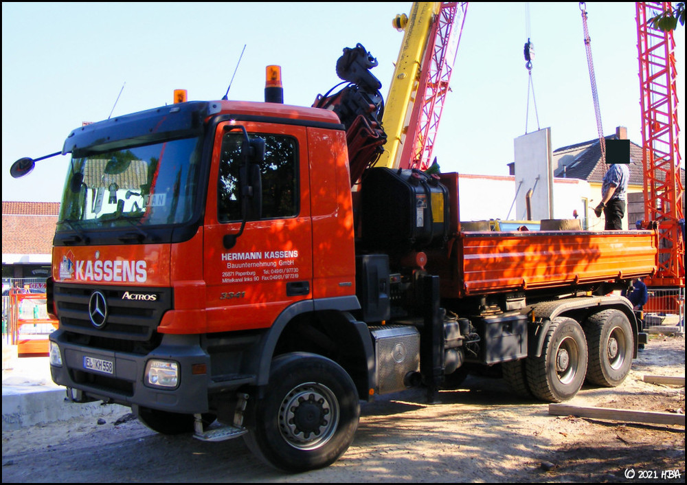 2065162140_2011-Mercedes_Actros2_3341Terex_Atlas190_2E_2.thumb.jpg.066fc920e3753e4fe8e7a7f4a90f8e45.jpg