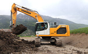 Mehr Informationen zu "Liebherr-Raupenbagger R 926 G8"