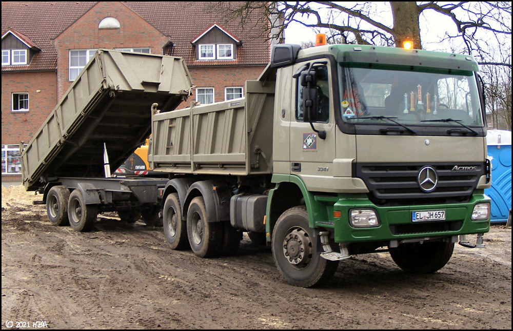 2011-Mercedes_Actros2_3341_JHA.thumb.jpg.f8b4e7761c8e1ee6a66d5d156fd7d07b.jpg