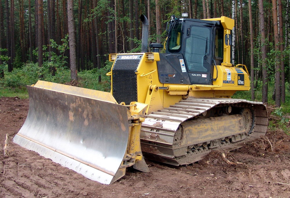 Komatsu_61PX_Planierraupe_1.thumb.JPG.b2f82a1a4aab3de0de497659142b5e3d.JPG