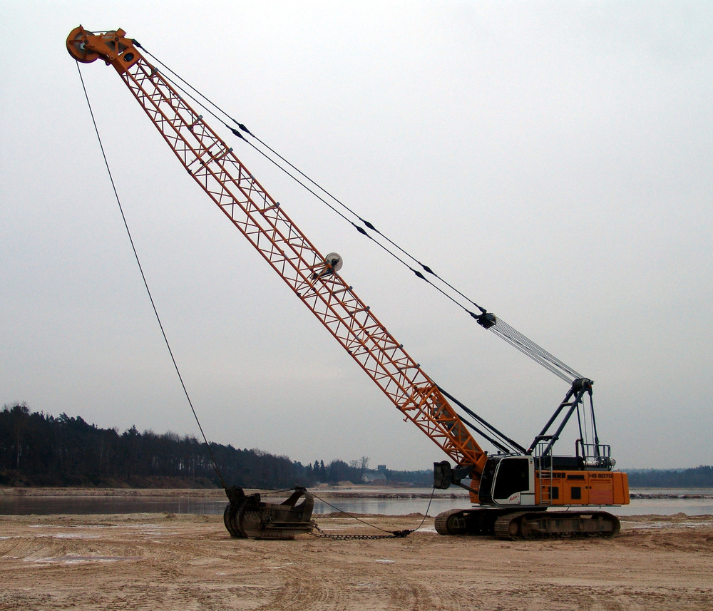 Liebherr_HS8070_01.thumb.JPG.37def43c4d5e54d7524aa5d6b288712a.JPG