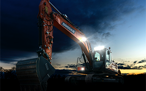 Mehr Informationen zu "Doosan “DX-7” Bagger"