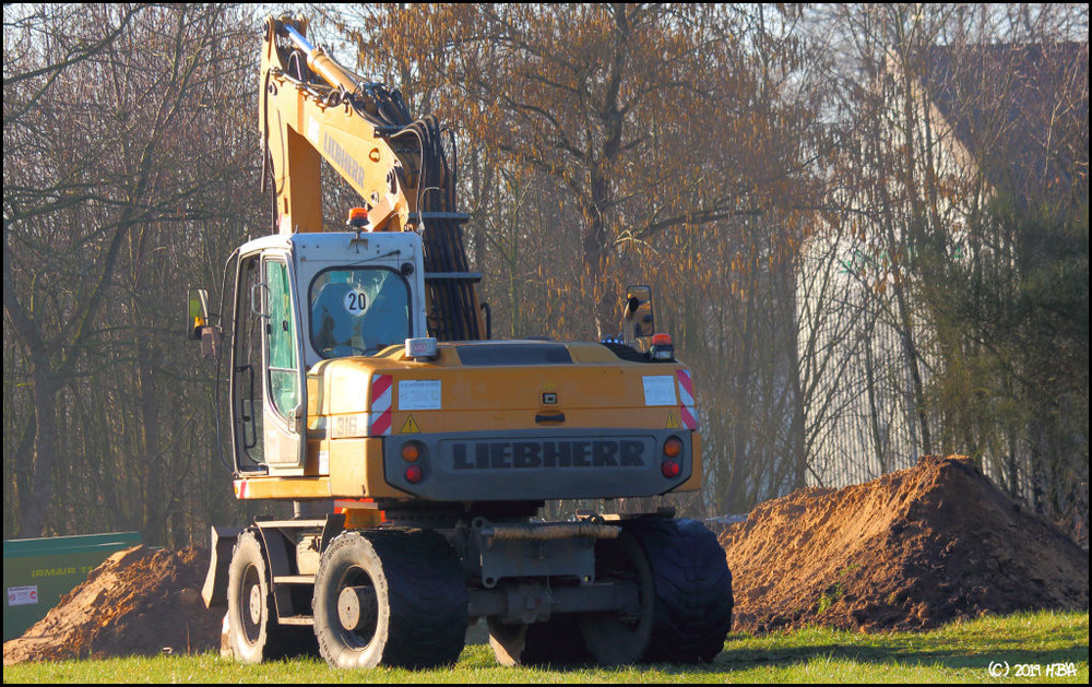 Liebherr_A316_Sandmann.thumb.jpg.ab431b1949b6836c8a3cee3269e3fe43.jpg