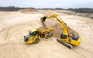 Mehr Informationen zu "Komatsu HM300 Muldenkipper"