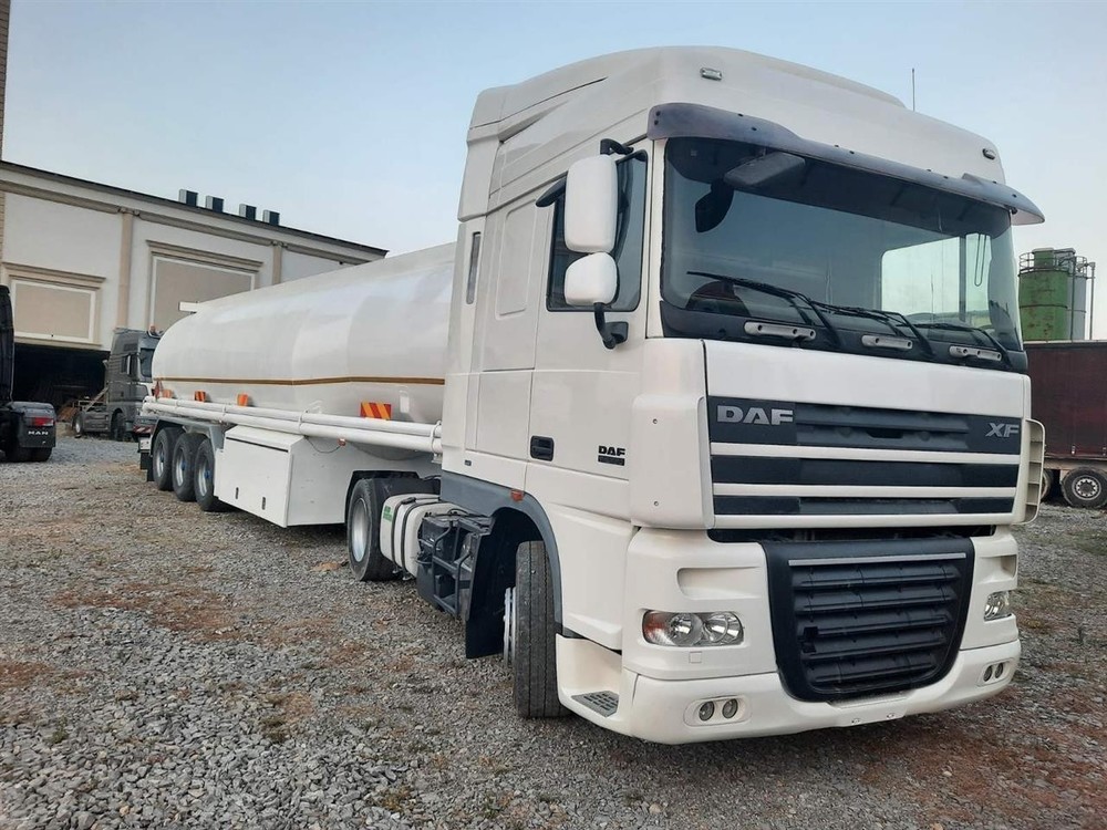 DAF105-460.thumb.jpeg.d42b1f2c64c2f5878f0ebfe614d575e1.jpeg