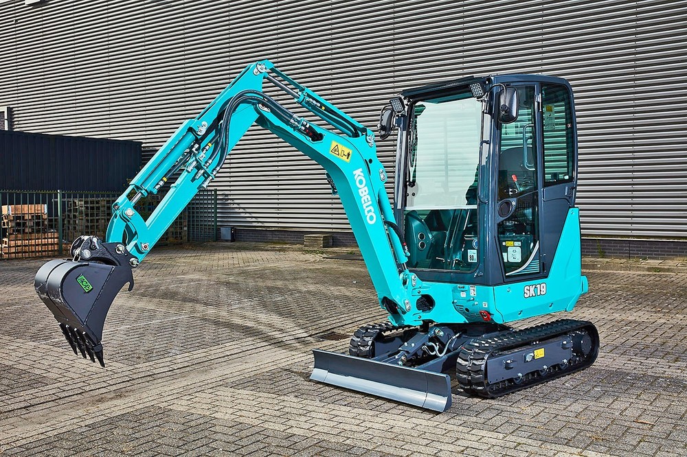 PR_Kobelco SK19 1.jpg