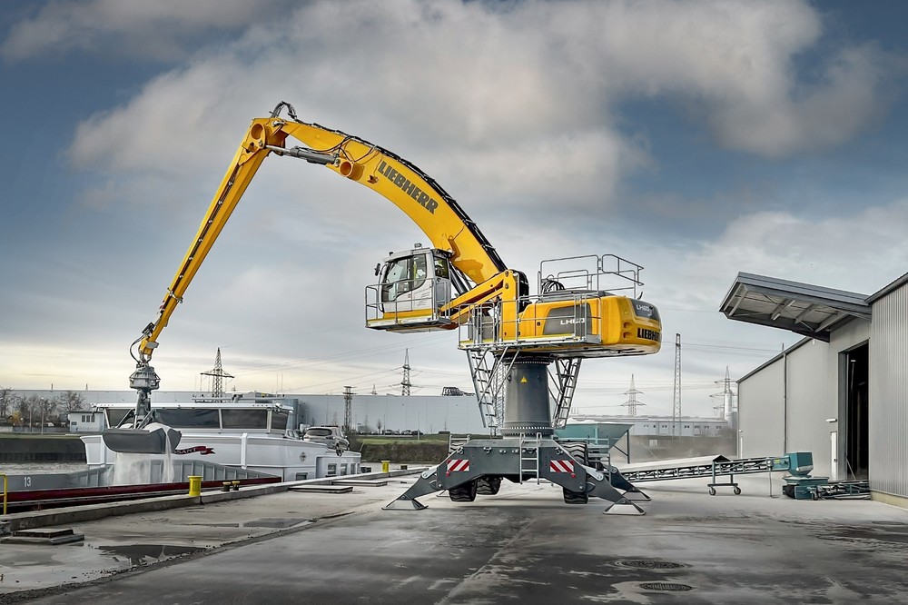 liebherr-lh-60-m-hr-port-bayernhafen-aschaffenburg-300dpi.jpg