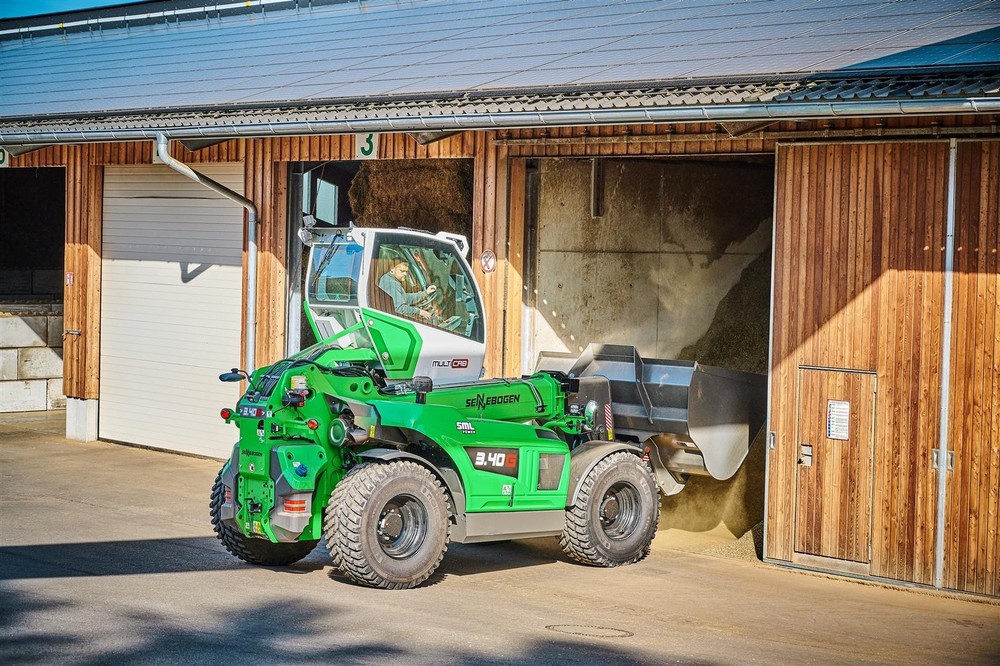 telehandler-sennebogen-340-shovel-operation.jpg