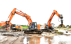 More information about "Hitachi Zaxis-Raupenbagger im Tiefbau"