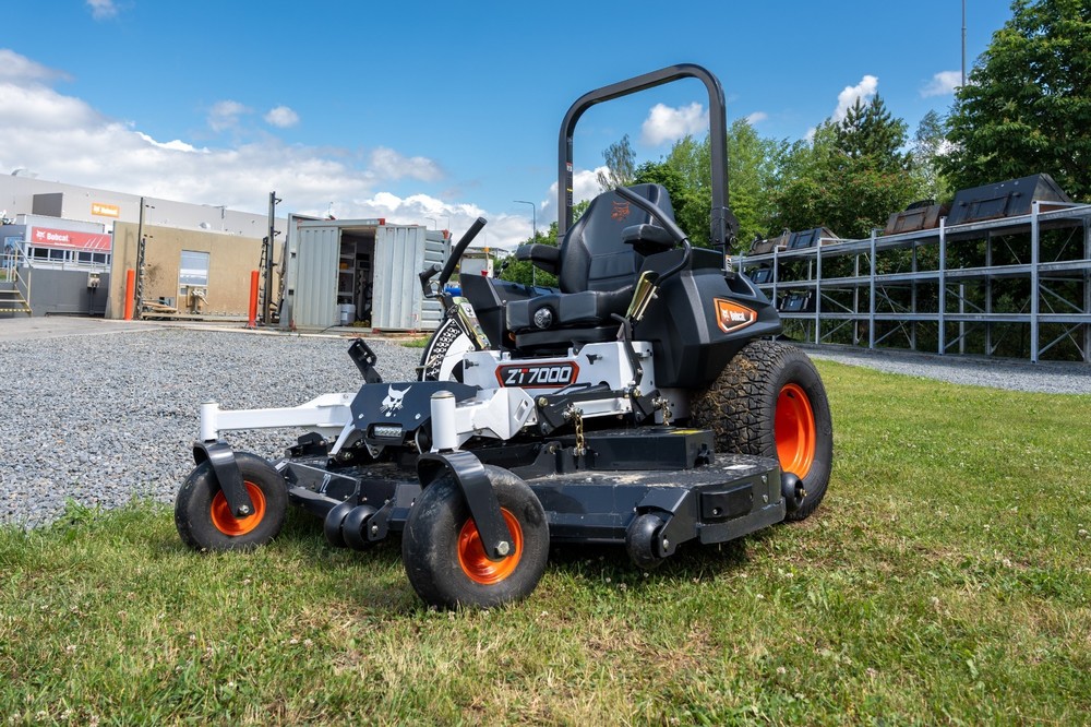 Bobcat Demo days (1).jpg