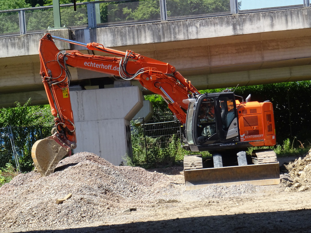 zaxis 225 us.jpg