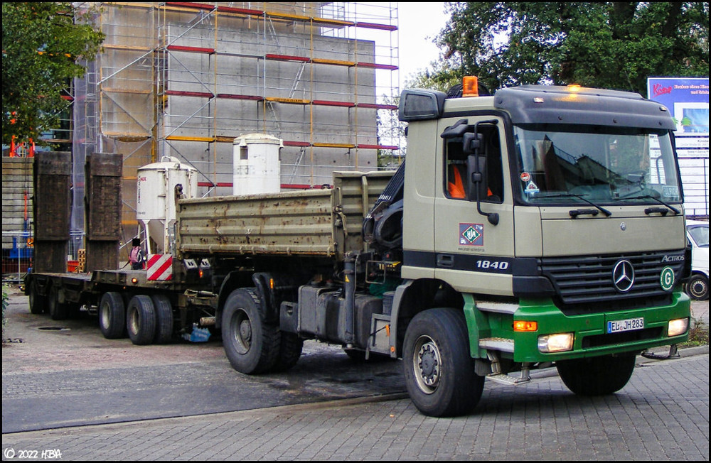 2011_Mercedes_Actros1_1840_HJA.thumb.jpg.22a69bd4645c3a3a0e23b4e09bbcaef5.jpg