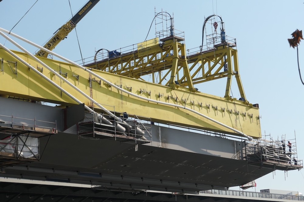 2022.07.20 - Brücke A40 (2).jpg