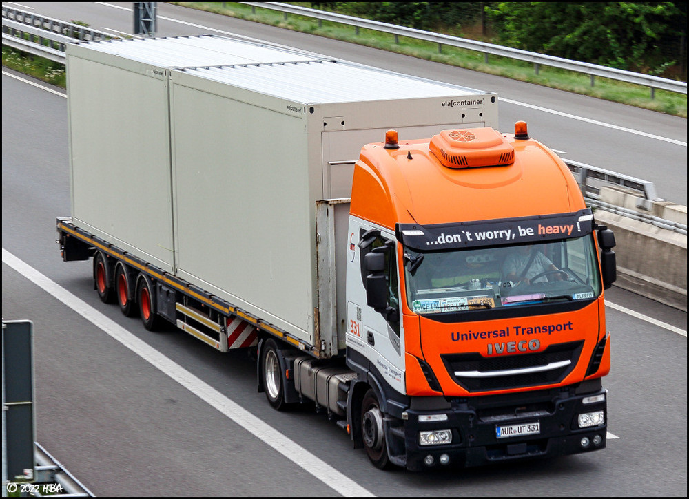 Iveco_Stralis_Universal_Transport_A31.thumb.jpg.3dbcc326ef9e4a6c922279a62fd44c33.jpg