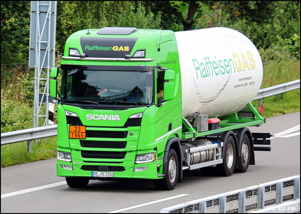 Scania_R410_Raiffeisengas_A31.thumb.jpg.927c8e28a0d86ed5407f383b44c6c552.jpg