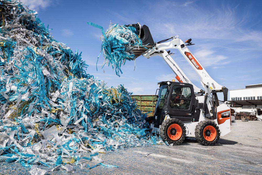 Bobcat S86 R-series skid steer loader (4).jpg