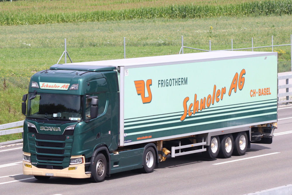 616764239_ScaniaS17500Szm4x2KhlerSchuolerBasel.thumb.JPG.5e5928cbf9bda98a082a2ec365107366.JPG