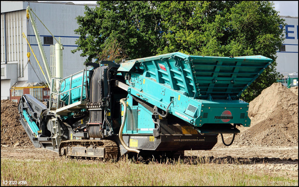 1289580911_Powerscreen_Warrior1400X_Wrdemann2.thumb.jpg.80ffa84af000ac5db0d92a13a30f09c1.jpg