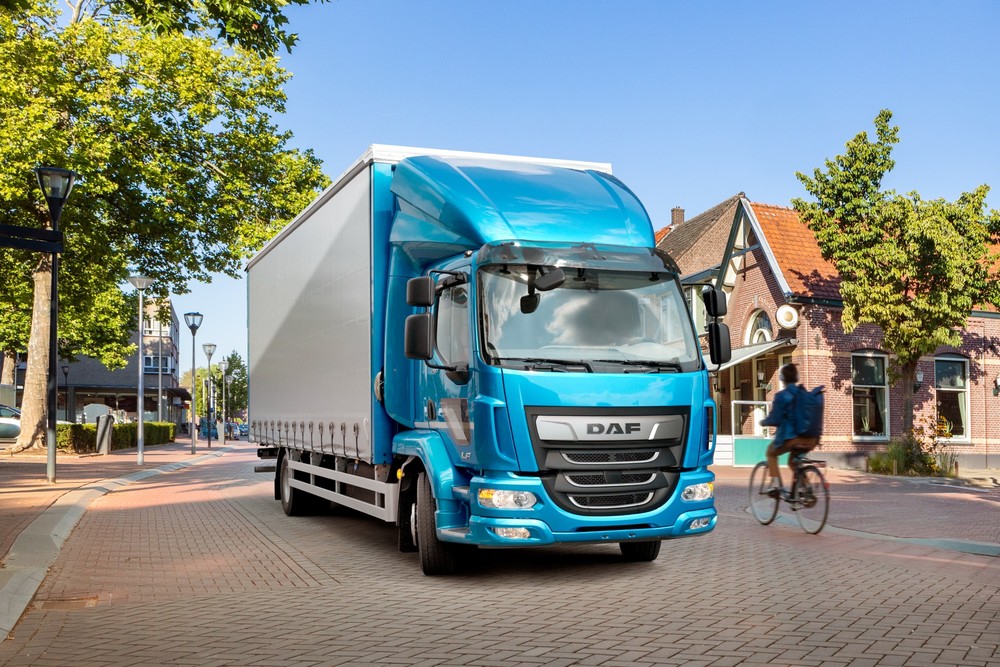 New highly efficient drivelines for popular DAF LF series.jpg