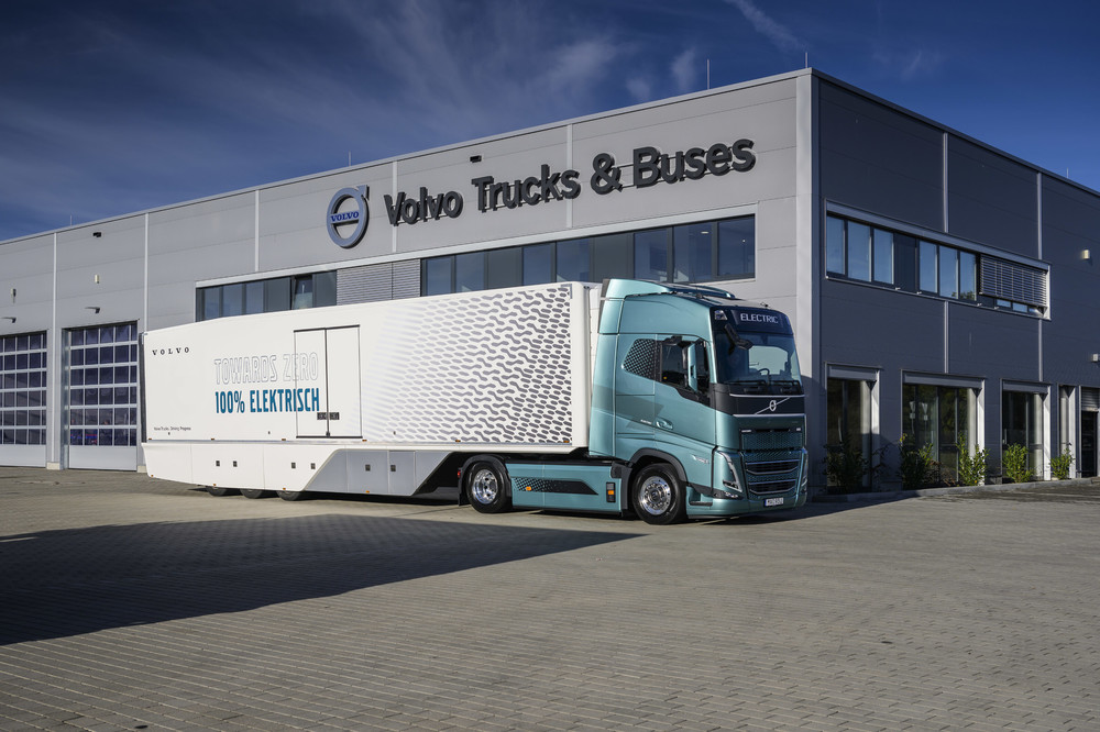 Volvo Trucks_Miles_4_NZ90387.jpg