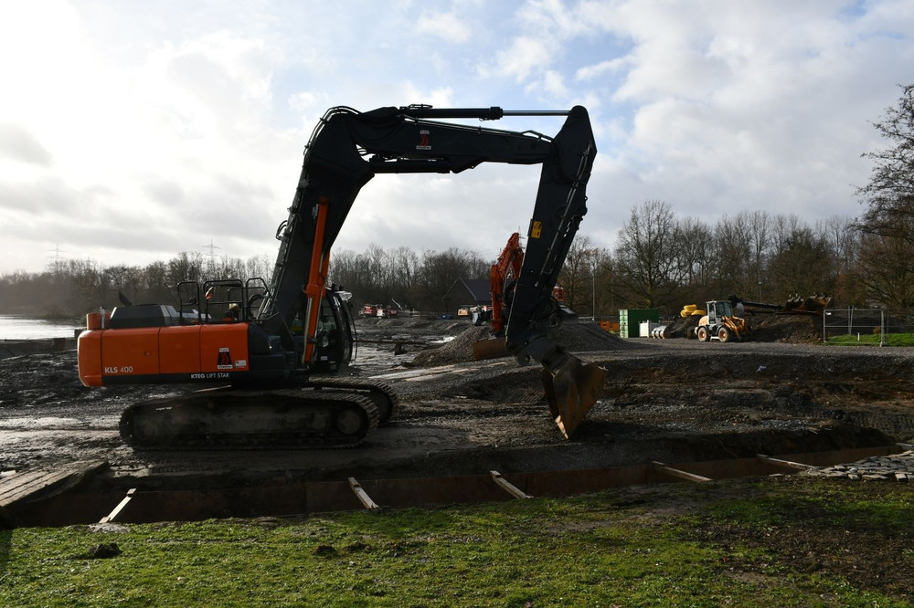 DSC_9562.thumb.JPG.28f547fd2e8808a0e85aa04dff0cfa74.JPG