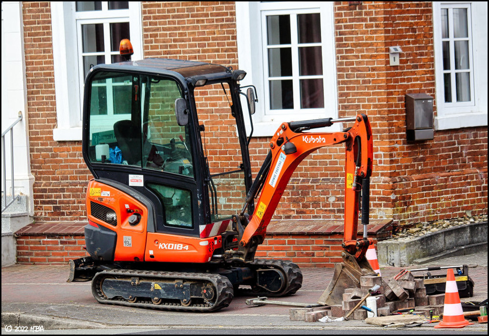 Kubota_KX018-4_Freytag_OE.thumb.jpg.ca5b2a5ccafcc19f91169b32e239f7c0.jpg