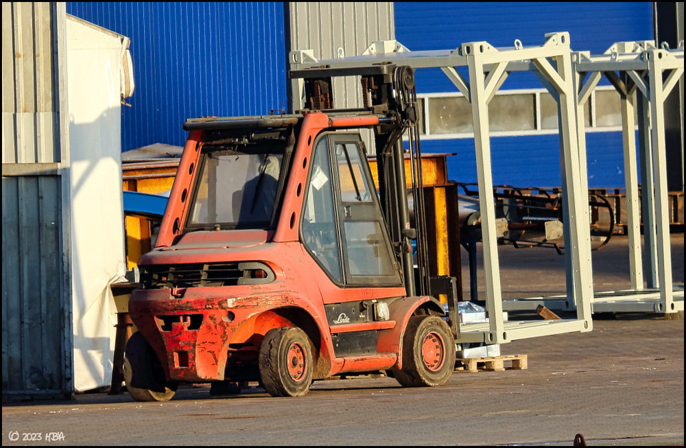 Linde_Diesel_Hafen.thumb.jpg.0267ff4dbaacd20ec26a7b8d846d3107.jpg