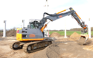 Mehr Informationen zu "Takeuchi TB 2150 RCV"