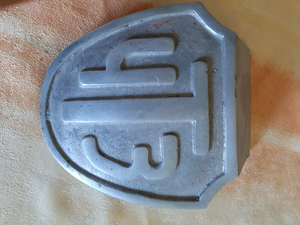 DET-Emblem.jpg