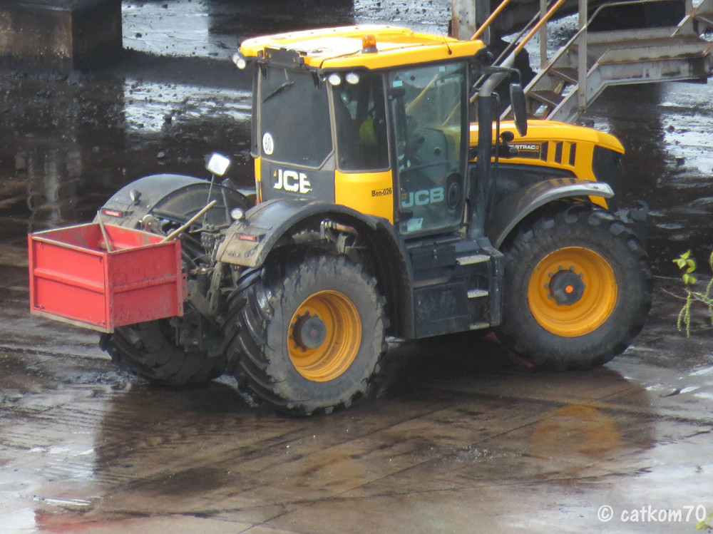 JCB2.thumb.jpg.d1db73022212508755f11e58ef098911.jpg