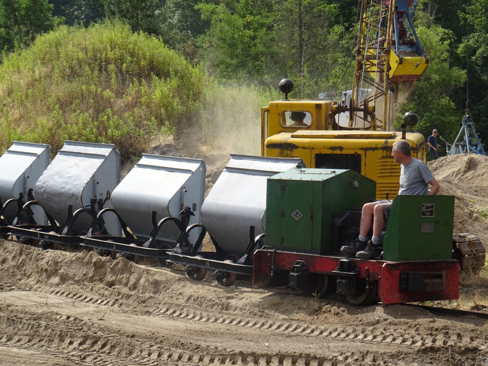 feldbahn.jpg