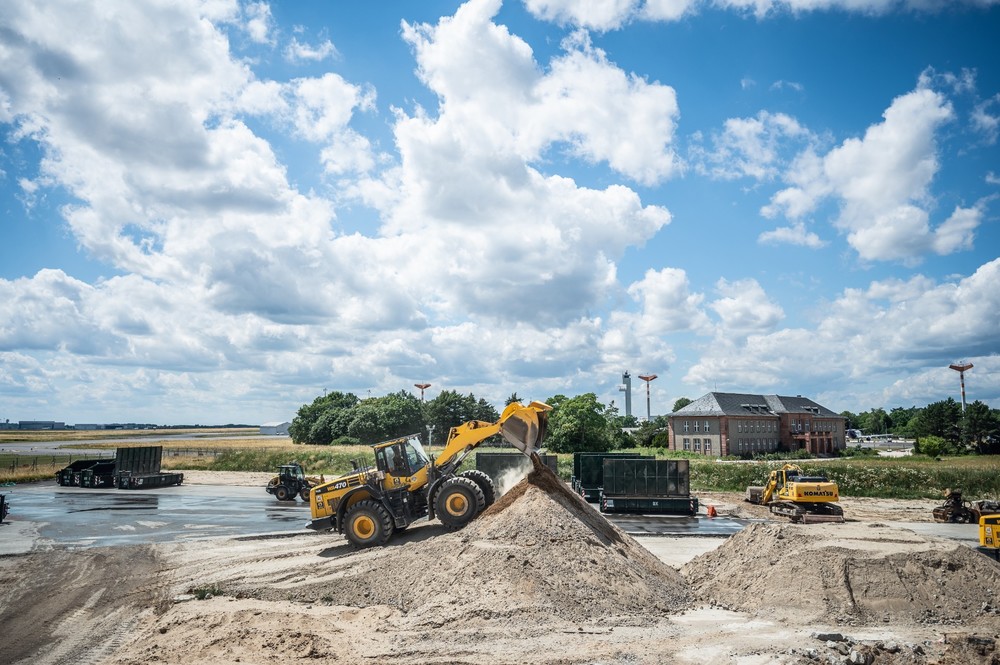 press-photos-brownfield-remediation-berlin-airport-bauer-resources-rgb (1).jpg