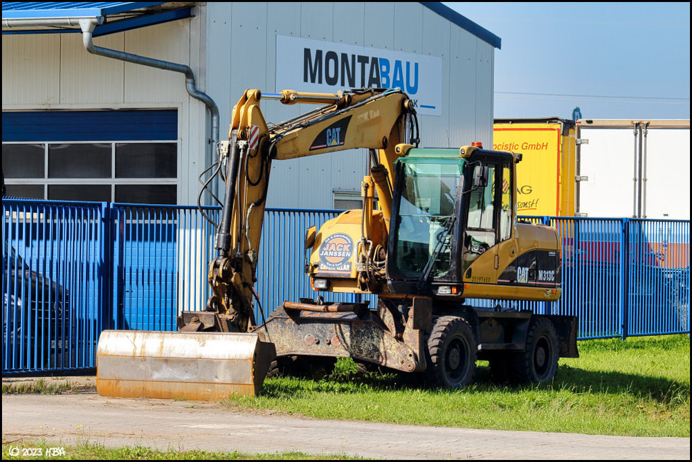 Caterpillar_M313C_Jack_Janssen.thumb.jpg.9047b089c58d48ed7c35511ce3e9888b.jpg