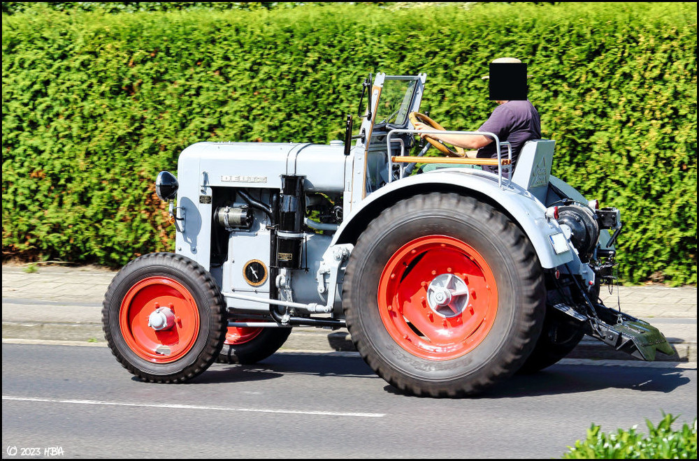 Deutz_Oldtimer2.thumb.jpg.36940c1fa07f3b1f21c5b7c223150e14.jpg