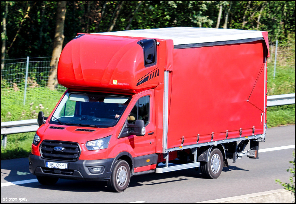 Ford_Transit_Topsleeper_Polen_A31.thumb.jpg.57cd2224772ec667e99484c06e0cc905.jpg