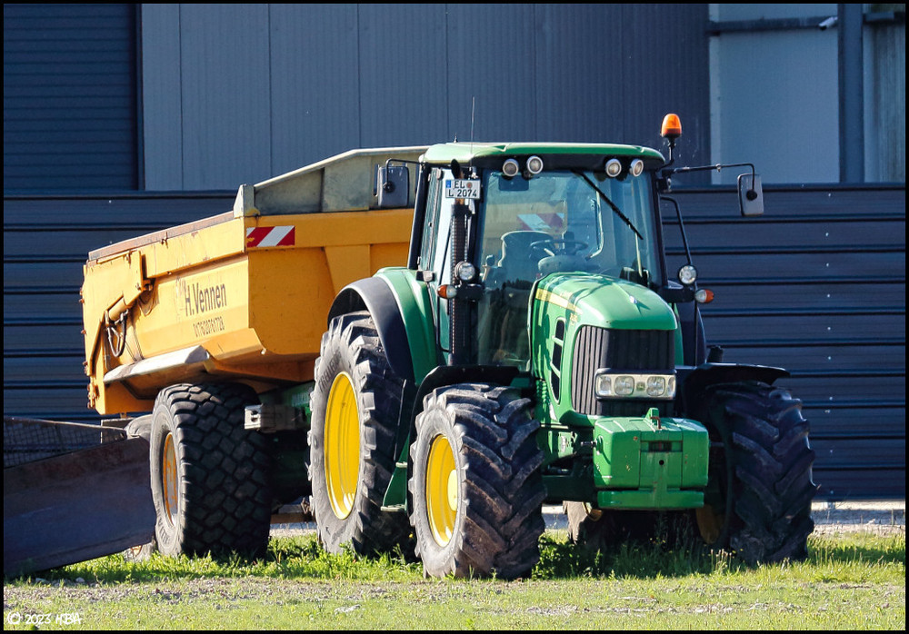 John_Deere7530Joskin.thumb.jpg.bfd534ac22a97c5796c05c8ff96b68ee.jpg