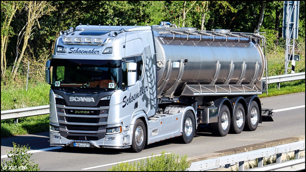 Scania_Lebensmitteltanker_A31.thumb.jpg.d83607dec43a535cc5bd9df3d50b1e38.jpg