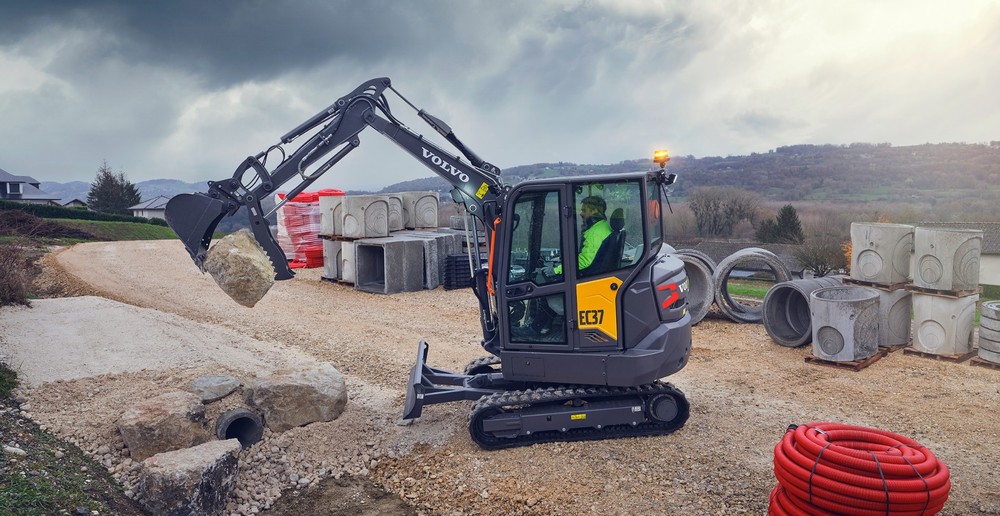 VolvoCE_EC37-ECR40-Bild2.jpg