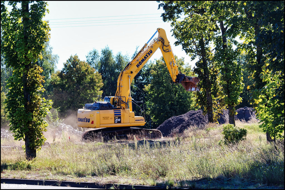 Komatsu_PC210LC_Lathen2.thumb.jpg.3a9bfd8fff65820a61aba77fcff50e13.jpg
