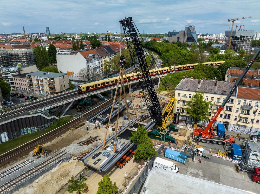 liebherr-lr1800-1-0-thömen-3-300dpi.jpg