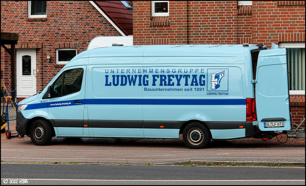 Mercedes_Sprinter_Freytag_OE.thumb.jpg.2b1889dddf59f701ece66039395d7b04.jpg