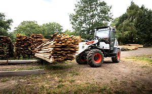 Mehr Informationen zu "Bobcat L75 und L85 Kompakt-Radladern"