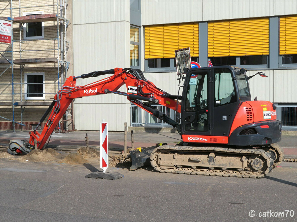 Kubota2.thumb.jpg.f50acb95398e262e9081ec0a72d434bc.jpg