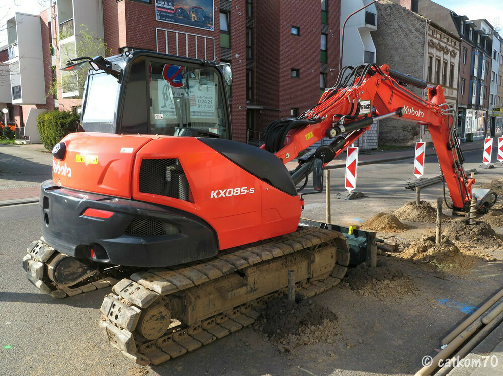 Kubota4.thumb.jpg.0150368fe29ca6ce698aef2db6fb3a46.jpg