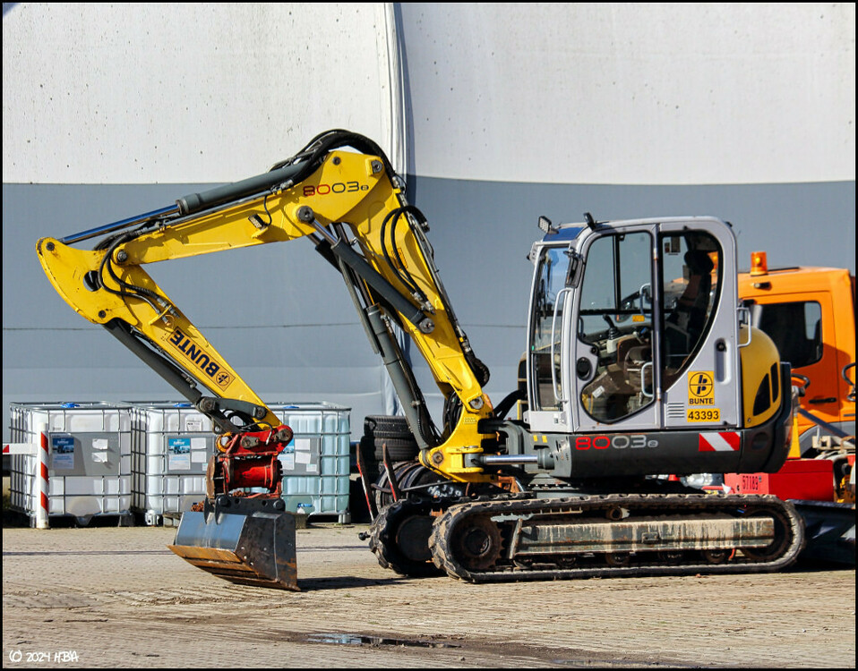 Bunte_Wacker_Neuson_8003-2.thumb.jpg.2c76c4bc07cf893479e09d6232dd7ed6.jpg