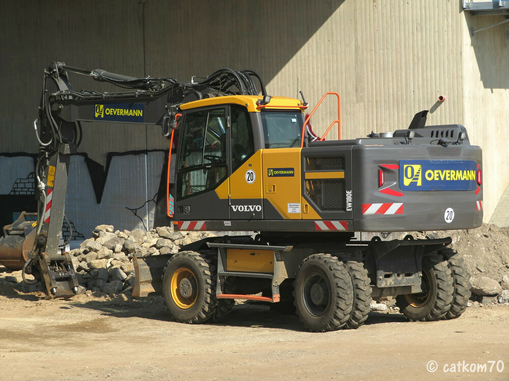 Oevermann15.thumb.jpg.16f38617492289c6683c63ec4c419fb5.jpg