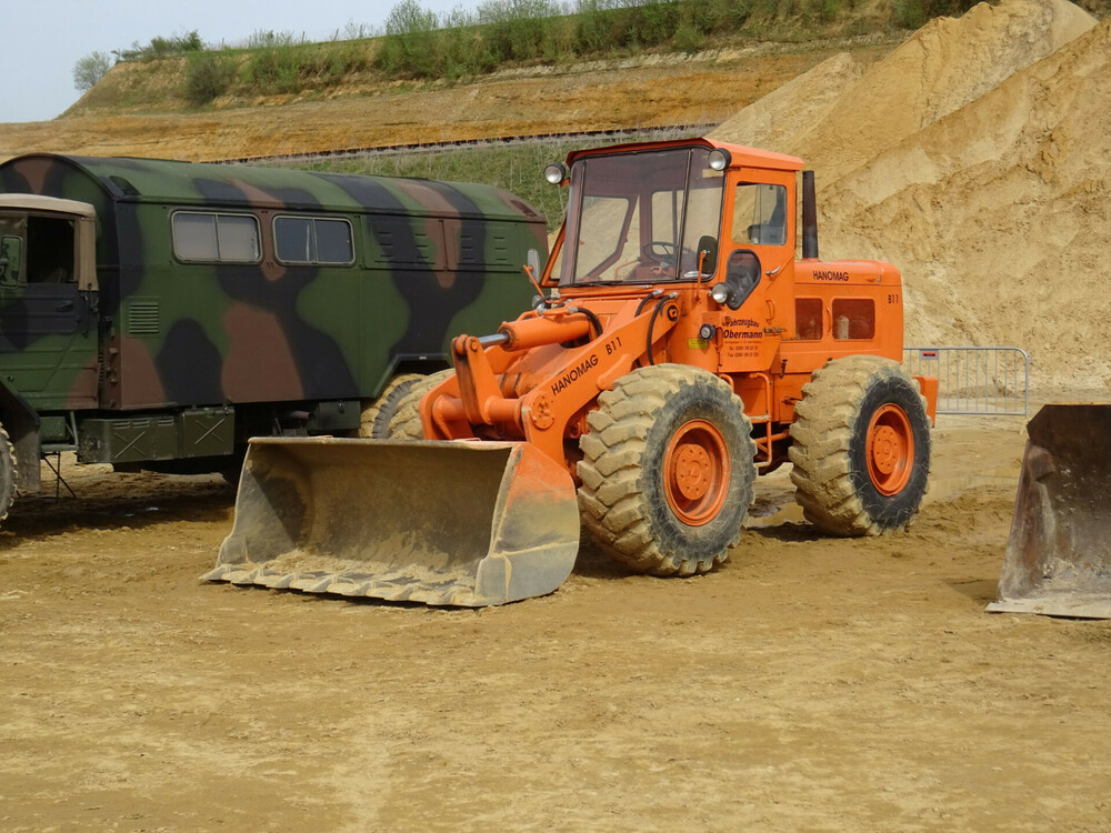 b 11.jpg